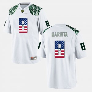 Men's Oregon Ducks US Flag Fashion White Marcus Mariota #8 Jersey 695104-503